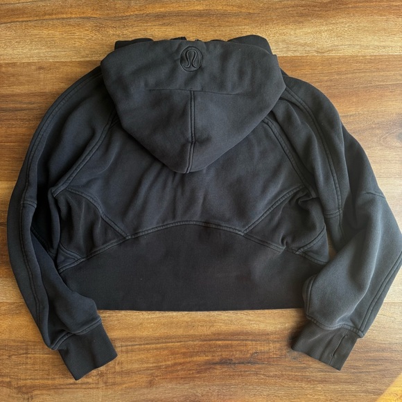 Lululemon Cropped Quarter Zip Hoodie Black Thumb Holes Scuba Style Pullover 2 - Picture 3 of 9